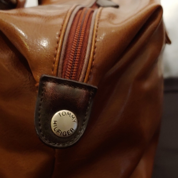 Tommy Hilfiger Purse - Picture 5 of 8